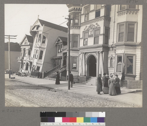 [Earthquake damage to residences on Howard Street.]