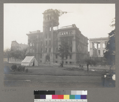 [Hall of Justice from Portsmouth Square.]