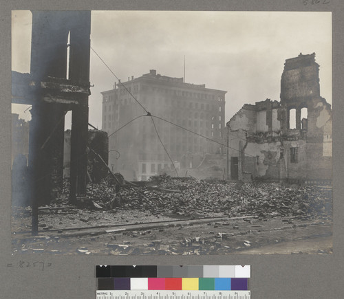 [Ruins and debris. Mills Building, at corner of Bush and Montgomery Streets, center.]