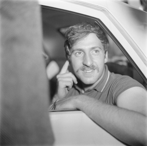 Jack Weinberg in police car under arrest