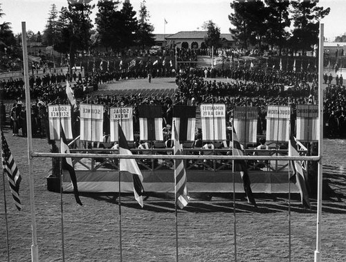 1975 Commencement