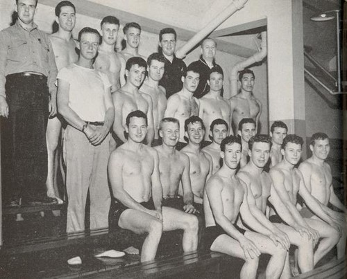 Men's swimming team