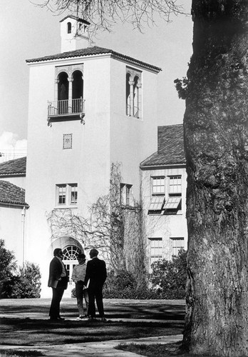 Outside view of the Home Economics building