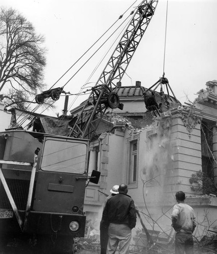 Carnegie library being demolished