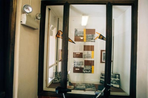 Display cabinets inside of entrance