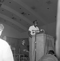 Harry Edwards gives a speech at San Jose State College