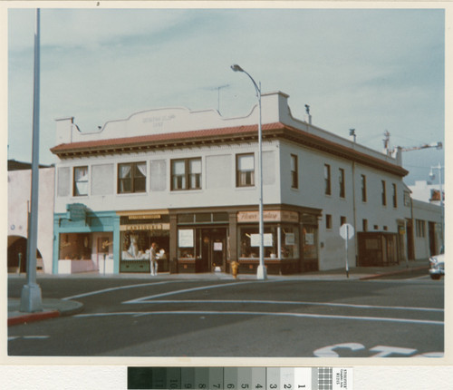 Wisnom Building at B and Main Streets