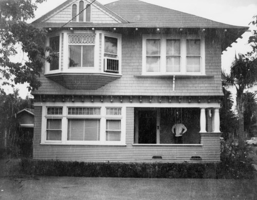 Original east elevation, Dr. J. A. Hatch house in 1970