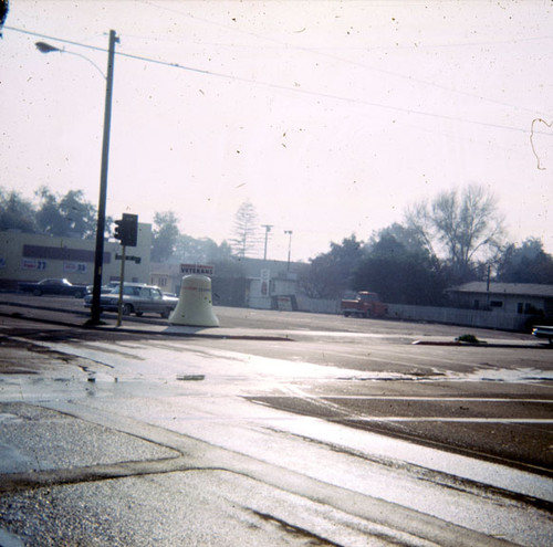 Parking lot at the southwest corner of 6th Street and Flower in 1965