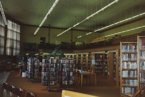 Reading room of the Santa Ana Public Library at 26 Civic Center Plaza on April 1990