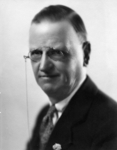 Guy J. Gilbert, District Manager of Lincoln National Life Insurance about 1940