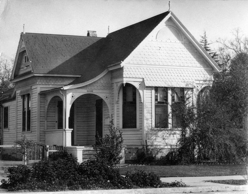 Victorian cottage of Granville Spurgeon at 1401 Durant