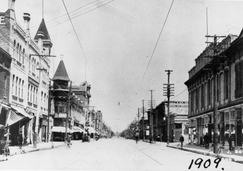 Fourth Street in 1909