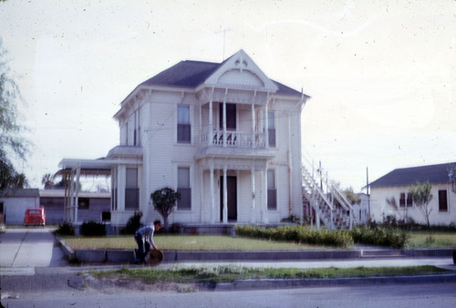 Another view of the James Sweet home on 5th Street at Shelton