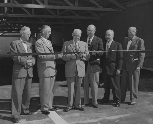 Ribbon cutting at the First Federal Savings and Loan Association on 506 N. Broadway