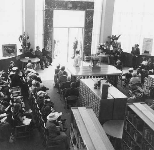 Dedication ceremonies at the Santa Ana Public Library at 26 Civic Center Plaza on May 1, 1960