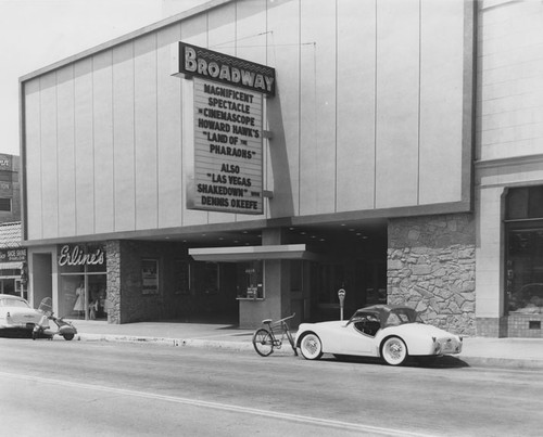 Broadway Theater near the corner of Broadway and 5th Street