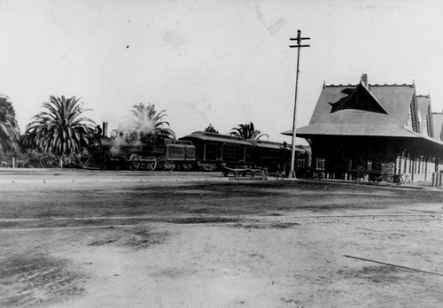 Santa Fe Railway Depot in Santa Ana about 1905