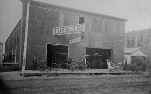 Lutz and Twomey, carriages and agricultural implements