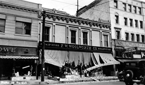 Damage from the 1933 earthquake at F. W. Woolworth Co. store