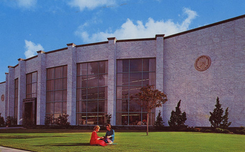 Santa Ana Public Library at 26 Civic Center Plaza in the early 1960's