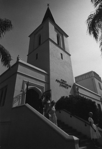 First Presbyterian Church on 601 N. Sycamore