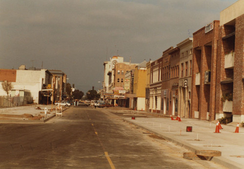 Fourth Street looking east from Ross Street in 1983