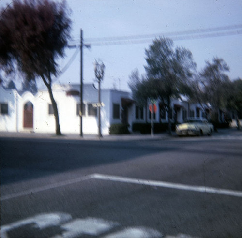 Apartment house at the northwest corner of 5th Street and Garnsey as seen in 1965