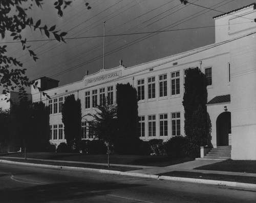 John C. Fremont Elementary School on 711 N. Artesia (now Raitt Street)