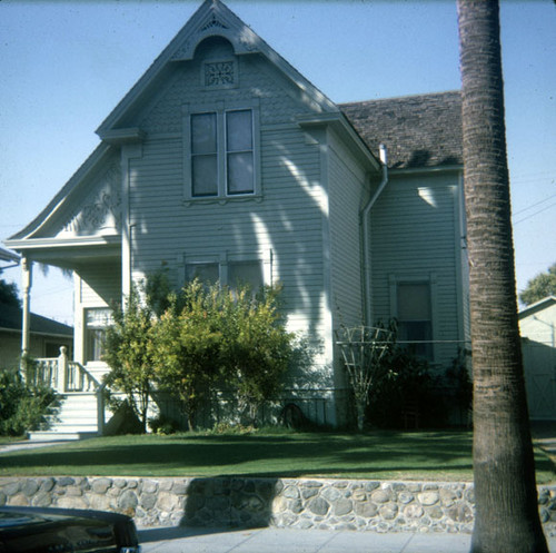 House on East 10th Street, north side