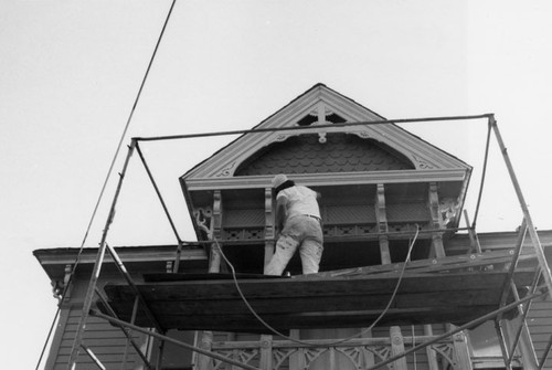 Exterior view of the Shelton-Townsend House on 1108 W. 5th St. in 1981