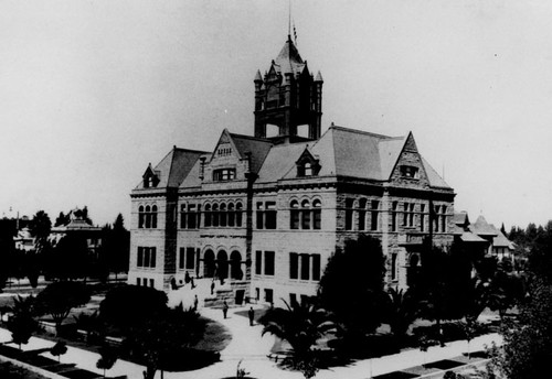 Orange County Courthouse in Santa Ana