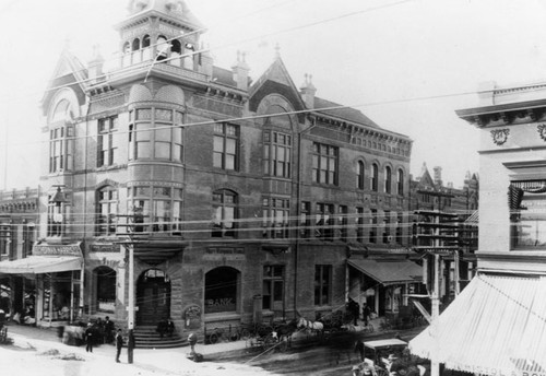 Fourth & Main about 1900