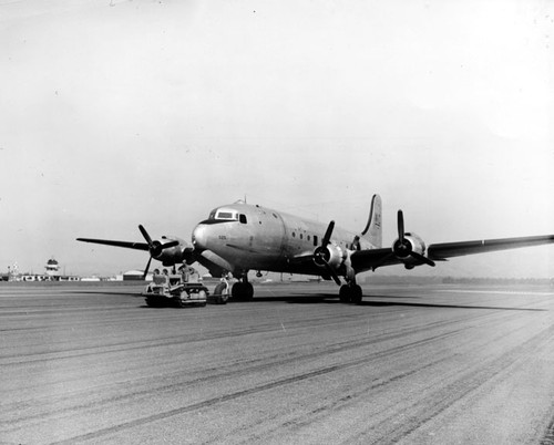 R5D used in wheel-locking tests on Runway #3 on February 21, 1949