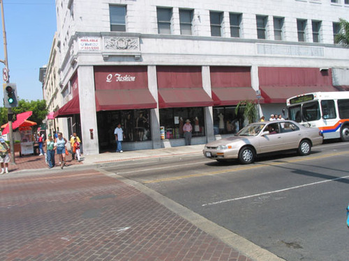 Street scene on the corner of Main St. and Fourth St., August 2002