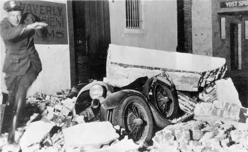 Damage in the 1933 Earthquake on Spurgeon St. between 3rd and 4th