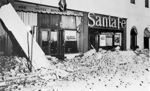 Damage in the 1933 earthquake on Sycamore just north of 4th