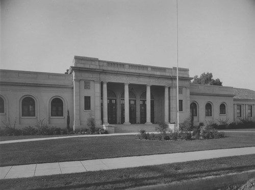 Front entrance to Roosevelt Grammar School on 318 E. 1st Street