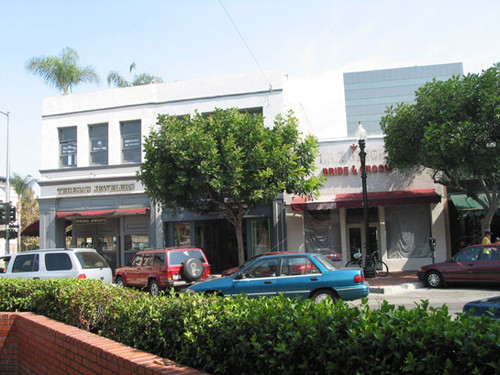 Street scene along Fourth Street near Broadway, August 2002