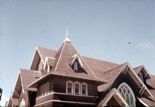 First Christian Church on Broadway and Sixth Streets as it appeared in 1961