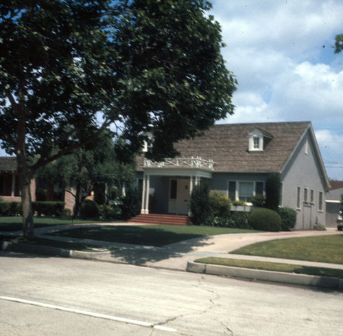 Another view of the Dr. E. L. Russell home on N. Louise Street