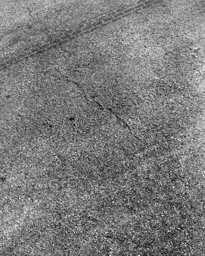 Cracks in El Toro runway, Transverse cracks Right of Station 5 and 20 on March 2, 1949