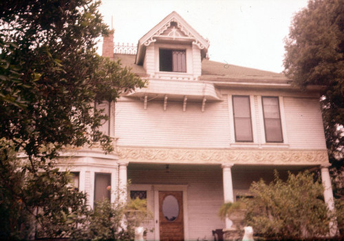 The H. C. Kellogg house at 122 Orange Avenue