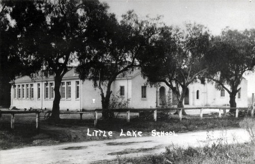 Little Lake School