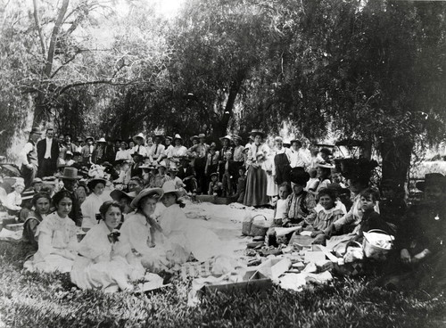 Methodist Episcopal Church picnic