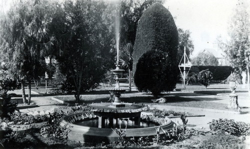 Large Fountain in the Nimock's garden