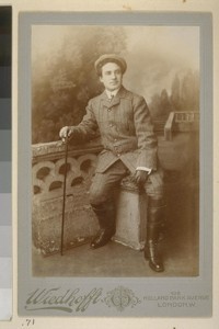 [Portrait of Herman George Scheffauer.] [Photograph by Wiedhofft.]