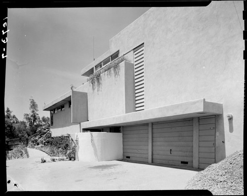 Rudolph Schindler: Hiler house and studio (Los Angeles, Calif,)