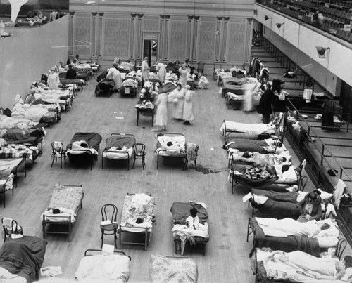 1918 flu epidemic [picture] : the Oakland Municipal Auditorium in use as a temporary hospital