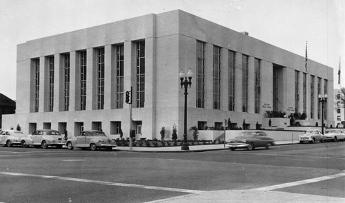 Oakland Public Library [picture]